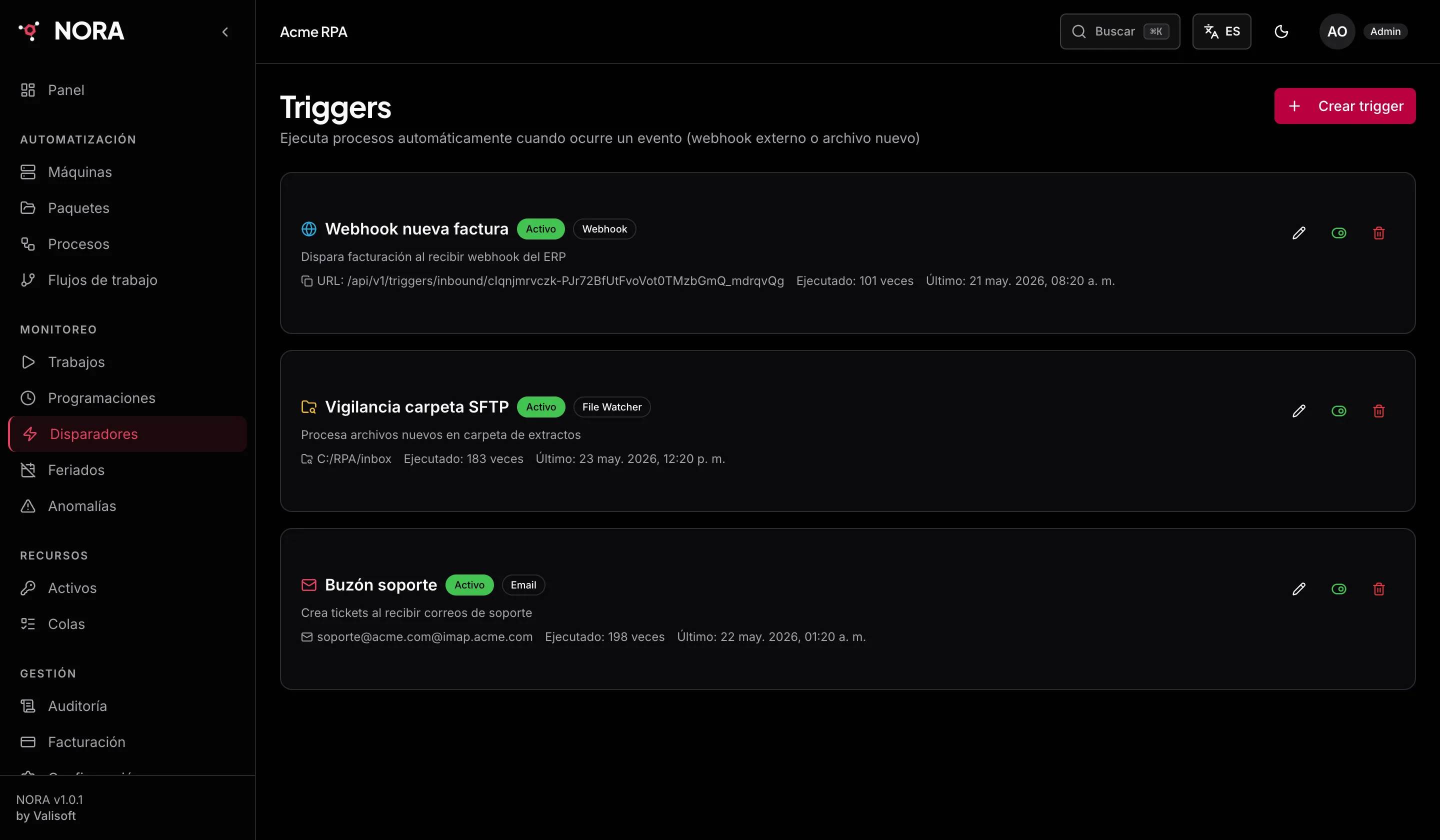 Disparadores (triggers) en NORA: lista de triggers de tipo webhook con su proceso destino, estado y la indicación de si tienen secreto configurado.